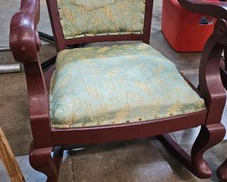 ROCKING CHAIR