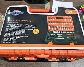 SOCKET SET