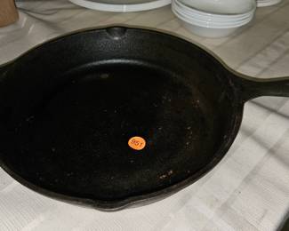 CAST IRON SKILLET