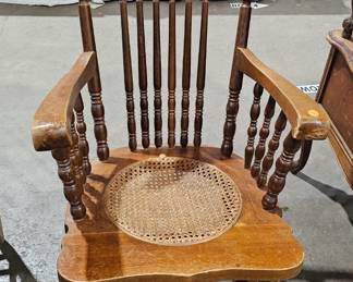 WOODEN ROCKING CHAIR