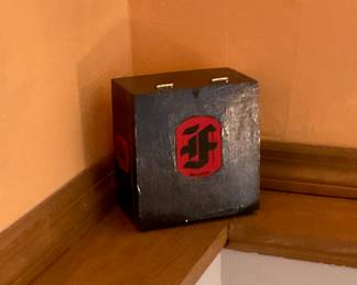Cigar box