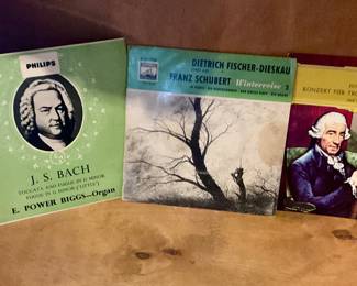 Singles, classical