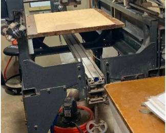 Arty 36 CNC Ornamental Mill with H2O Spindle and Dell computer with software