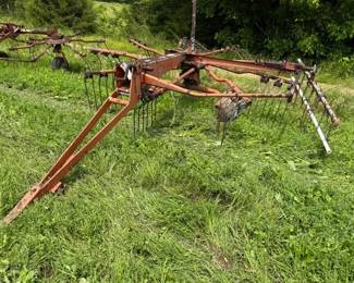 KUHN GA 300 GT ROTARY RAKE