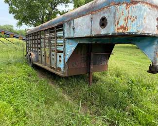 20x6 GOOSENECK STOCK TRAILER
