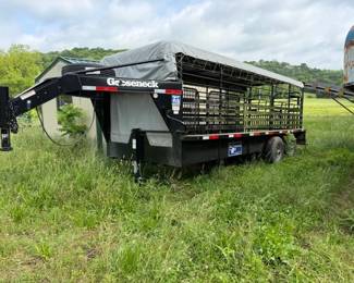 2022 GOOSENECK 20x68 CATTLE TRAILER
