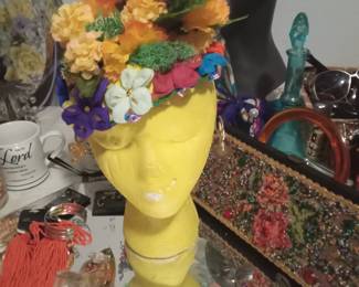 Decorative Flower Top Wig Head