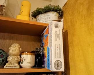 Dad's Den of Trinkets