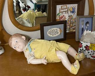 Ceramic doll. Clown light needs bulb.