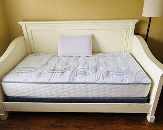 Grandchild bed / fort.