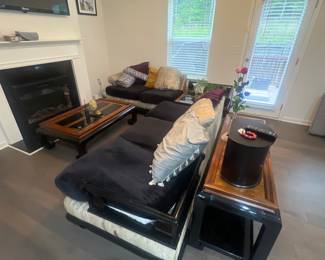 5pc sofa set. Great for a reupholster project