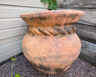 Vintage Terracotta Planter
Decorative Spiral Edge Planter, Dimensions: Height 15 inches, Diameter 20 inches. Very good condition for an item of this age and use. Item is heavy, bring help to pick-up.
Note photos for details and condition. Measurements taken under field conditions are approximate within 1/2". Feel free to reach out with any questions.
Items are heavy and we do not assist with loading. Be sure to bring adequate help and a large enough vehicle for large items. If you need assistance, call Denny for an estimate for delivery. (720) 393-0204.