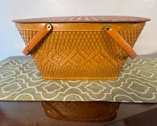 Vintage 1970s Criterion Picnic Basket with Plates
1970s Criterion brand picnic basket with a woven design and leather handles, includes assorted colored plastic plates inside.
Note photos for details and condition. Measurements taken under field conditions are approximate within 1/2". Feel free to reach out with any questions.
Items are heavy and we do not assist with loading. Be sure to bring adequate help and a large enough vehicle for large items. If you need assistance, call Denny for an estimate for delivery. (720) 393-0204.