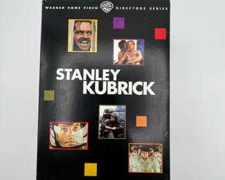 Stanley Kubrick DVD Collection - A Space Odyssey, A Clockwork Orange, The Shining, Full Metal Jacket, Eyes Wide Shut
A collection of Stanley Kubrick films on DVD including '2001: A Space Odyssey,' 'A Clockwork Orange,' 'The Shining,' 'Full Metal Jacket,' and 'Eyes Wide Shut.' All items are in good condition, featuring titles from the Warner Home Video Director's Series.
Note photos for details and condition. Measurements taken under field conditions are approximate within 1/2". Feel free to reach out with any questions.