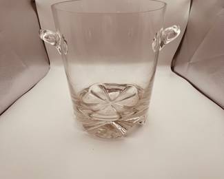 Glass Ice Bucket. Glass Ice Bucket with handles. 9 1/2" tall x 7 1/2" diameter. Very good used condition.
Note photos for details and condition. Measurements taken under field conditions are approximate within 1/2". Feel free to reach out with any questions.
Items are heavy and we do not assist with loading. Be sure to bring adequate help and a large enough vehicle for large items. If you need assistance, call Denny for an estimate for delivery. (720) 393-0204.