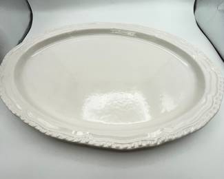 Large Serving Platter. This is a large serving platter with a beautiful decorative edge. In beautiful condition and ready for entertaining, this platter is a kitchen essential for those who love to entertain.
Note photos for details and condition. Measurements taken under field conditions are approximate within 1/2". Feel free to reach out with any questions.