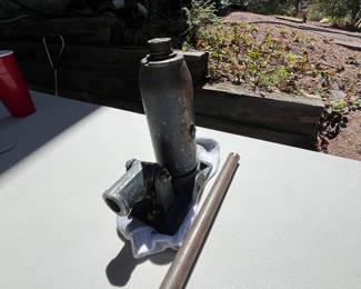 This is an vintage car Jack for a 3 ton vehicle that appears to be in working order. A great vintage piece of history!
Note photos for details and condition. Measurements taken under field conditions are approximate within 1/2". Feel free to reach out with any questions.
Items are heavy and we do not assist with loading. Be sure to bring adequate help and a large enough vehicle for large items. If you need assistance, call Denny for an estimate for delivery. (720) 393-0204.