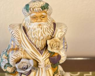 Christmas St. Nicholas Music Box. Ceramic St. Nicholas, a reminder of the history of Christmas. The figure features St. Nicholas with a swan, carrying a basket with flowers. A beautiful item to add to your collection of Christmas Decor.
Note photos for details and condition. Measurements taken under field conditions are approximate within 1/2". Feel free to reach out with any questions.
Items are heavy and we do not assist with loading. Be sure to bring adequate help and a large enough vehicle for large items. If you need assistance, call Denny for an estimate for delivery. (720) 393-0204.