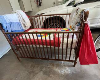 Beautiful Jenny Lind Crib in good condition with all of the fun period relevant bedding.
Note photos for details and condition. Measurements taken under field conditions are approximate within 1/2". Feel free to reach out with any questions.