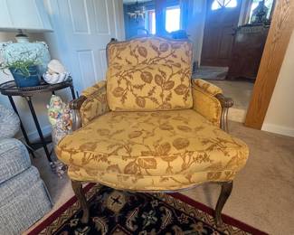 Custom Upholstered Bergere Armchair. This charming bergere armchair features a gold damask upholstery, with elegant wooden legs and armrests, perfect for adding a vintage touch to your living space.
Note photos for details and condition. Measurements taken under field conditions are approximate within 1/2". Feel free to reach out with any questions.
Items are heavy and we do not assist with loading. Be sure to bring adequate help and a large enough vehicle for large items. If you need assistance, call Denny for an estimate for delivery. (720) 393-0204.