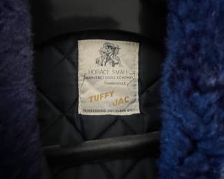 This is a set of two very nice, very warm work jackets in good condition with plenty of life left.
Note photos for details and condition. Measurements taken under field conditions are approximate within 1/2". Feel free to reach out with any questions.
Items are heavy and we do not assist with loading. Be sure to bring adequate help and a large enough vehicle for large items. If you need assistance, call Denny for an estimate for delivery. (720) 393-0204.