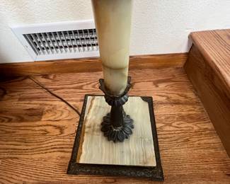 Vintage Solid Brass Floor Lamp with Marble Base.
Beautiful Vintage Solid Brass Floor Lamp with Marble Base. Classic design with clean lines. This lamp is truly timeless. There is a chip in the metal. See photos.
Note photos for details and condition. Measurements taken under field conditions are approximate within 1/2". Feel free to reach out with any questions.