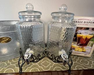 Party Lot for Serving Drinks! Drink Dispensers
This lot includes a large bin for ice/serving bottled or canned drinks, a double drink dispense with stand and an ice core drink dispenser. All four are in very good condition.
Note photos for details and condition. Measurements taken under field conditions are approximate within 1/2". Feel free to reach out with any questions.
Items are heavy and we do not assist with loading. Be sure to bring adequate help and a large enough vehicle for large items. If you need assistance, call Denny for an estimate for delivery. (720) 393-0204.