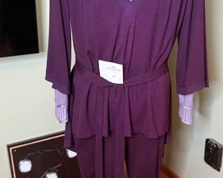 Admiral Kirk Star Trek costume from film/TV with official proof of purchase/ COA. Registered number - ST12622 William Shatner
Condition - very good - small amount of dust has collected on outfit. Lighted glass display cabinet is not complete (missing one side glass panel).
PLEASE NOTE: IF high bidder cannot pick up this item, we ARE NOT shipping the Mannequin or the display case. We will only ship the official costume, boots, COA’s and photograph of Shatner wearing the costume.
Sold as is. No damage to actual costume. Comes with photo of William Shatner wearing costume.
Jacket, under shirt, pants, boots & display cabinet included.