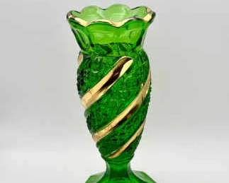 EAPG US Glass Footed VASE Emerald Green Gold Diamond Swirl Band