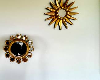 Wall decor/brass mirrors