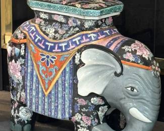 CUTE ELEPHANT GARDEN STOOL HAS UNFORTUNATE REPAIR-PRICED FOR CONDITION