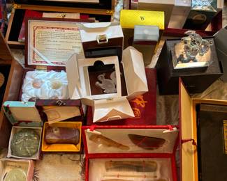 ASSORTMENT OF GIFTS NEW IN BOX