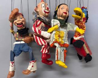 Howdy Doody marionette and friends