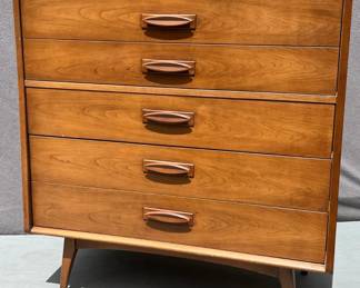 Cherry wood MCM chest of drawers made by United Furniture Corp