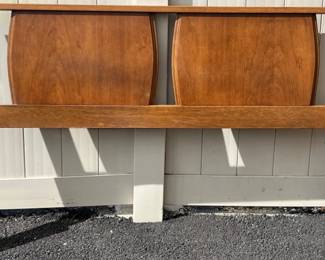 MCM maple headboard and footboard adjustable queen/full size bed