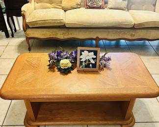 Mid Century Modern Lift Top Coffee Table