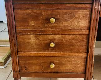 Mid Century Modern
Clemco 2 in 1 Writing Desk & Vanity