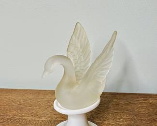 Glass Swan 