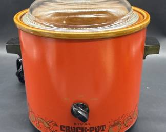 Vintage Rival Crockpot in Mid Century Orange