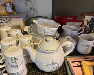 Corning Ware Corelle Shadow Iris Tea Set & Casserole Dishes