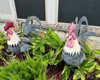 Metal Roosters Yard Decor