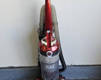 Hoover Windtunnel Vacuum w/ 3 Channels of Suction