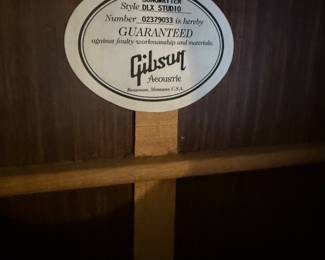 Gibson Acoustic Guitar Songwriter DLX Studio