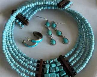 Turquoise Blue Jewelry Set Beaded Choker, Ring Size 8, 2 Pairs of Earrings