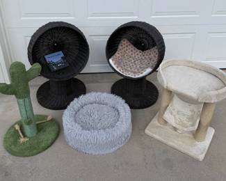 Modern Cat Furniture Accessories Lot Beds, Loungers Scratchers