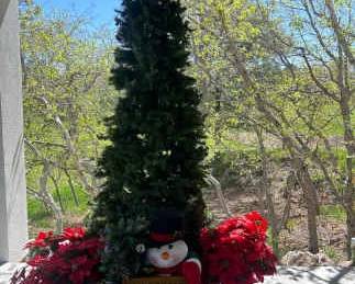 Festive Holiday Outdoor Decor Set 9 Ft Tree, Snowman Poinsettias