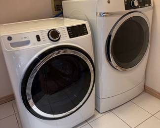 GE Front Load Washer Dryer Set White, HighEfficiency Model GFDR270EH0WW GFW550SSN5WW