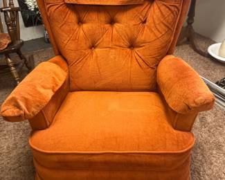 Oversized chair