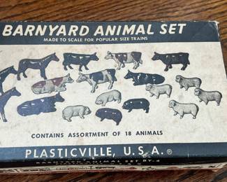 Vintage train sets accessories