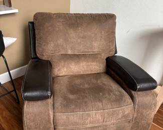 Recycling chair, used but very comfortable